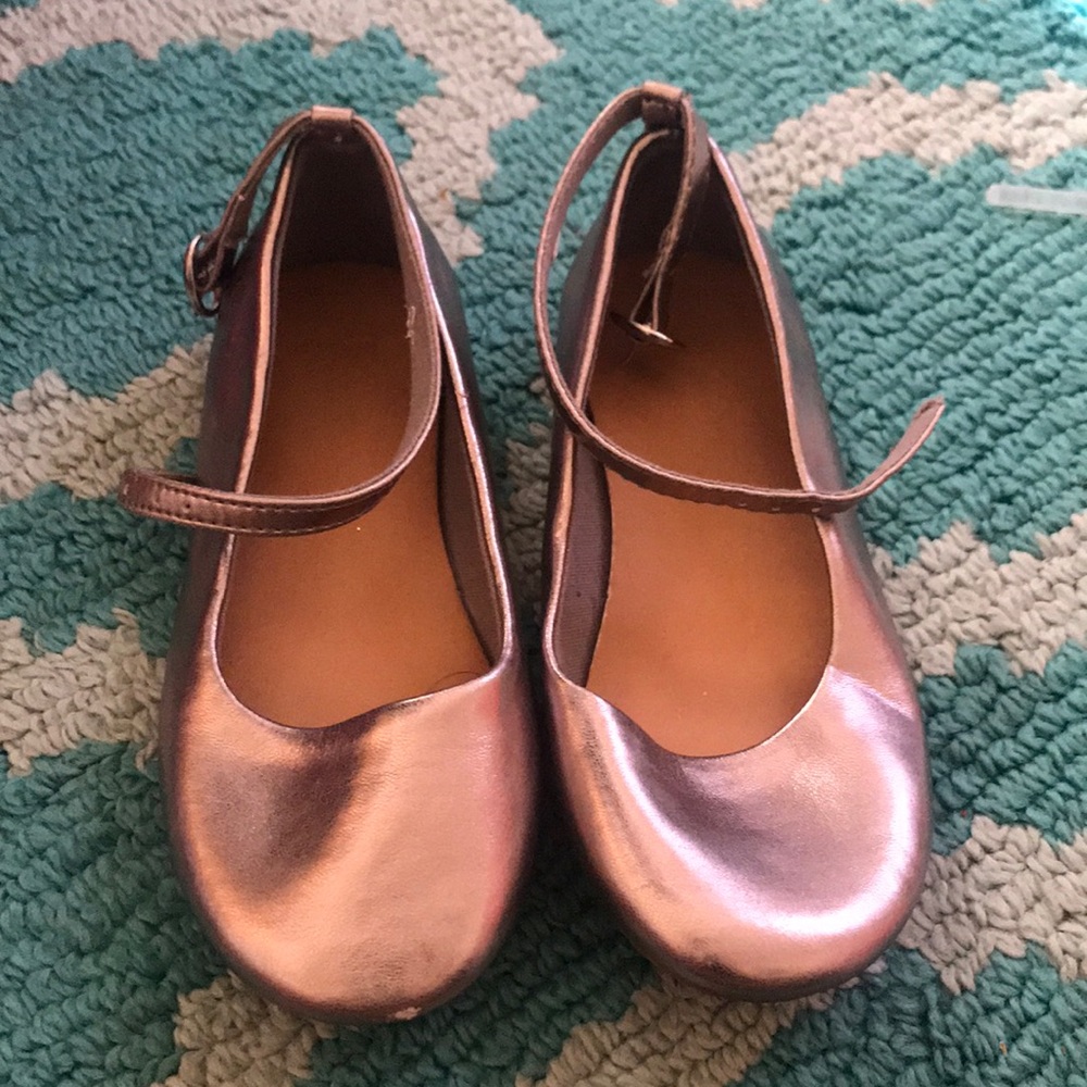 Gap ballet flats